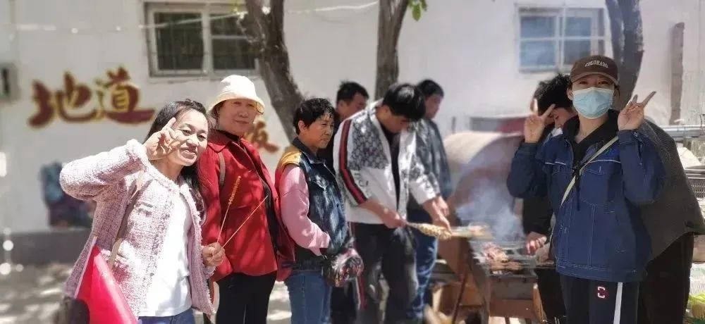 星空(中国)|西北碳化硅|绿碳化硅|黑碳化硅|碳化硅微粉|碳化硅颗粒|炼钢用碳化硅 星空(中国)|西北碳化硅|绿碳化硅|黑碳化硅|碳化硅微粉|碳化硅颗粒|炼钢用碳化硅