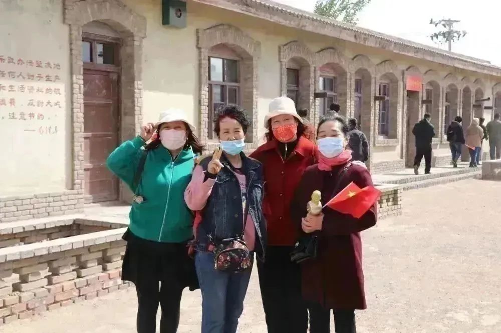 星空(中国)|西北碳化硅|绿碳化硅|黑碳化硅|碳化硅微粉|碳化硅颗粒|炼钢用碳化硅 星空(中国)|西北碳化硅|绿碳化硅|黑碳化硅|碳化硅微粉|碳化硅颗粒|炼钢用碳化硅