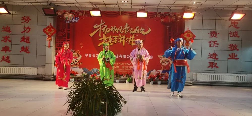 星空(中国)|西北碳化硅|绿碳化硅|黑碳化硅|碳化硅微粉|碳化硅颗粒|炼钢用碳化硅 星空(中国)|西北碳化硅|绿碳化硅|黑碳化硅|碳化硅微粉|碳化硅颗粒|炼钢用碳化硅