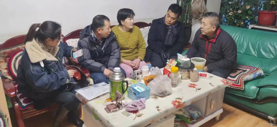星空(中国)|西北碳化硅|绿碳化硅|黑碳化硅|碳化硅微粉|碳化硅颗粒|炼钢用碳化硅